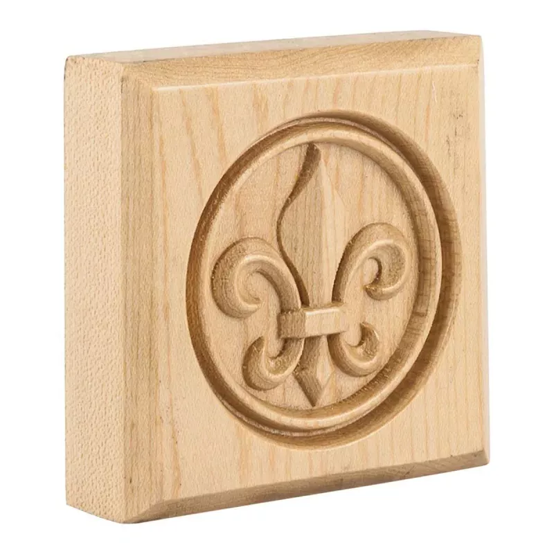 Hardware Resources Alder Fleur-de-Lis Rosette Moulding