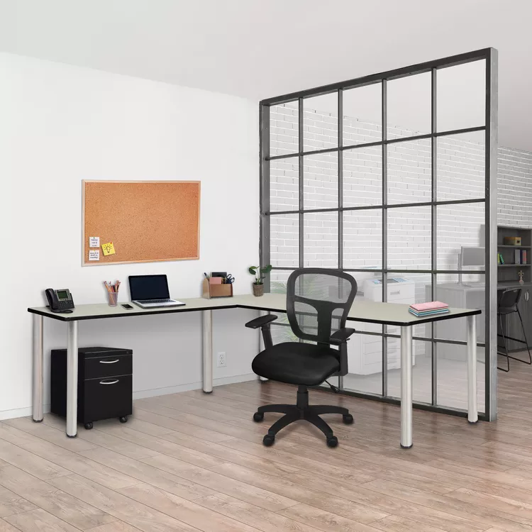 Kee 72" L-Desk with 42" Return, Maple/Chrome