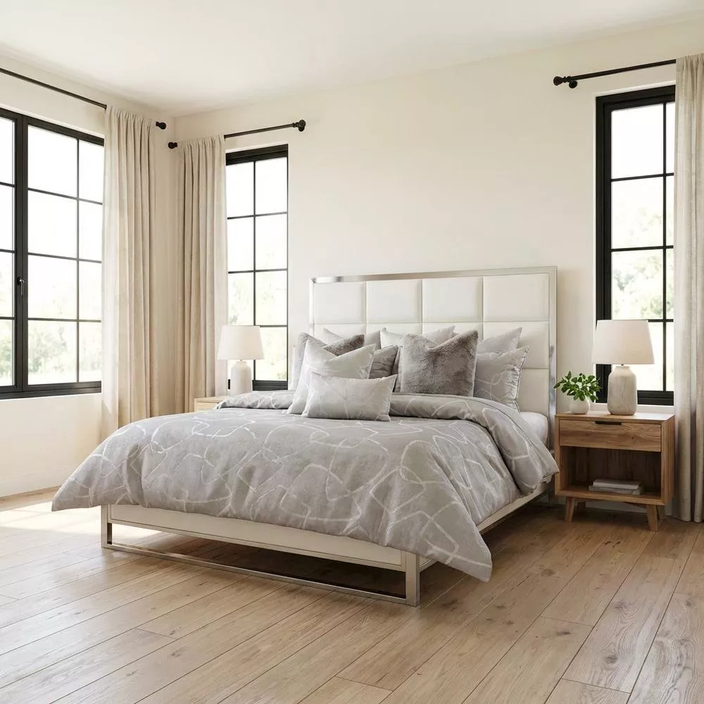 Michael Amini Roma II 10-Piece Comforter Set