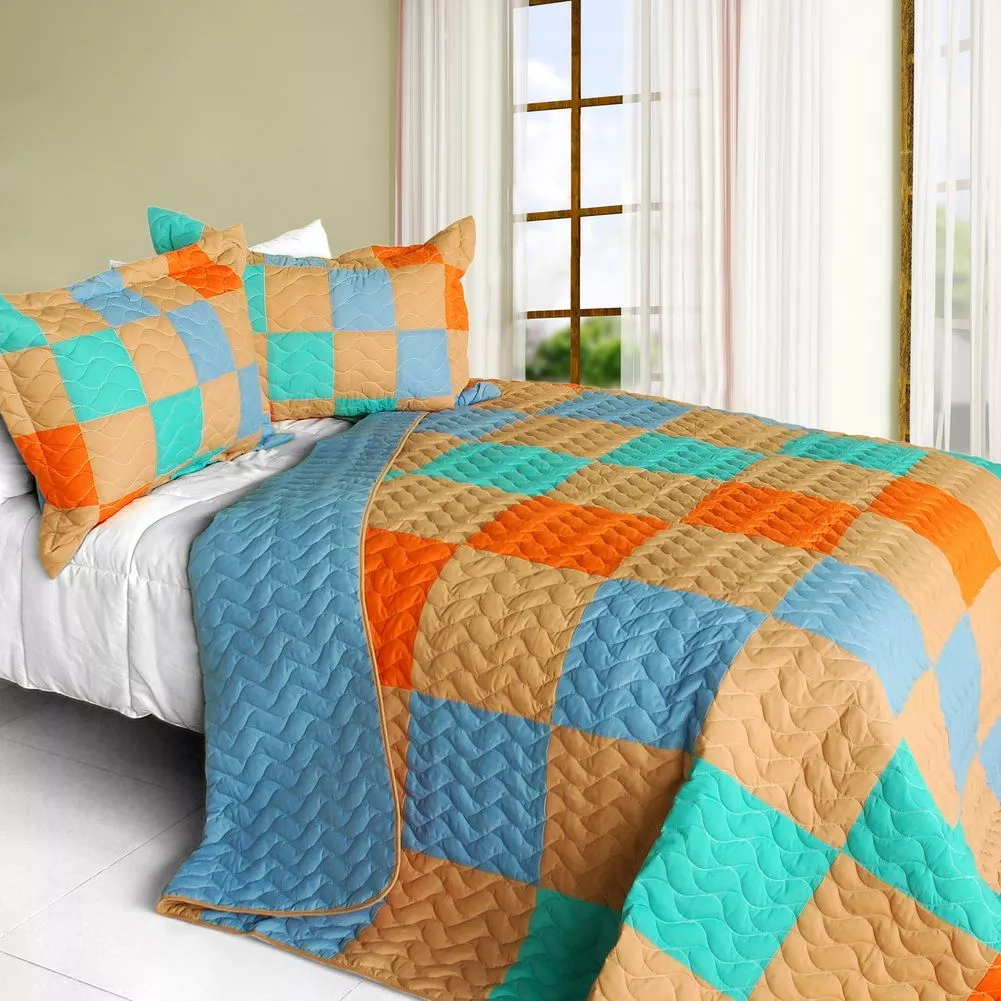 Quilted Patchwork Quilt Set 3-Piece with Matching Shams