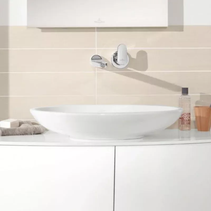 Villeroy & Boch Loop & Friends countertop basin, oval white